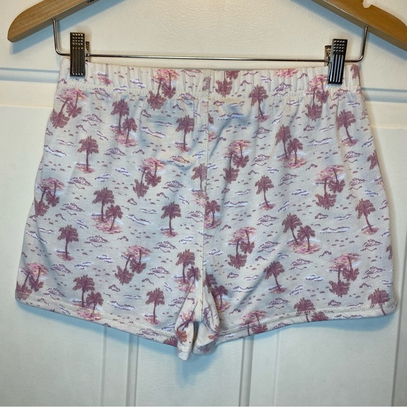 Abercrombie Kids Pink & Cream High Waist Sleep Shorts Sz 13/14 Palm Trees - Picture 1 of 11